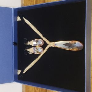 Mary Kay necklace /earrings set